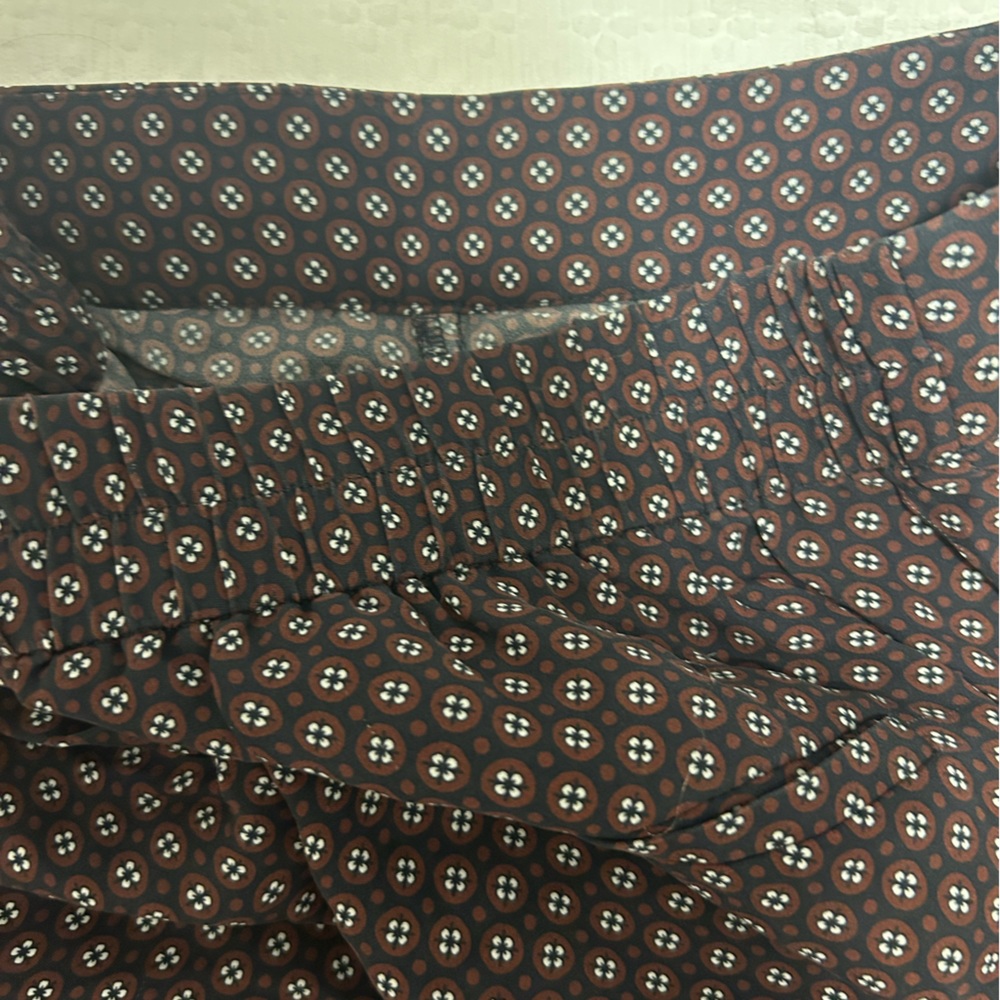 Theory Silk Patterned Pants - Picture 17 of 17